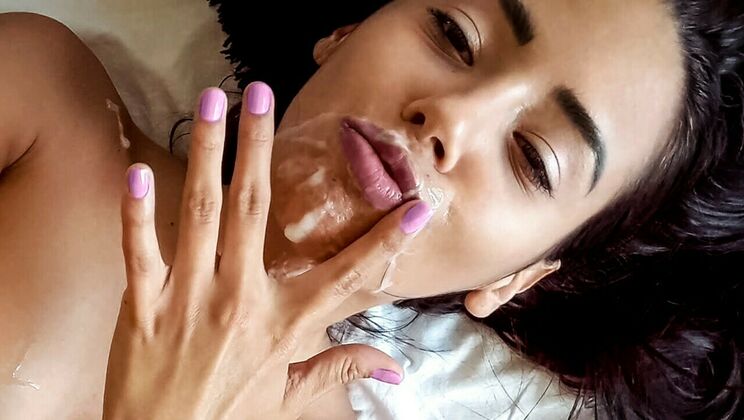 [MOFOSB-Sides] - Colombian Amateur Girl Takes It Missionary Style - Andreina DeLuxe - Chris Torres