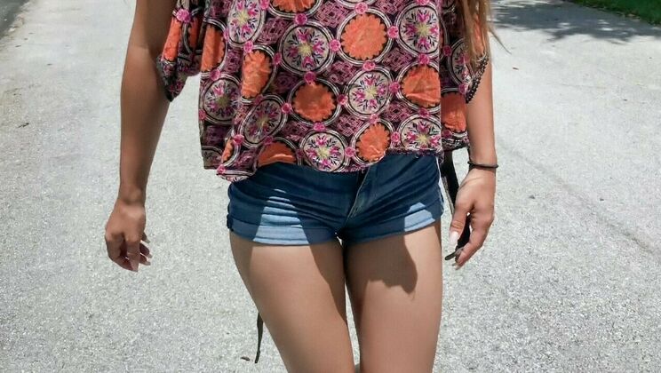 [MOFOSB-Sides] - Fun with Sofie Reyez