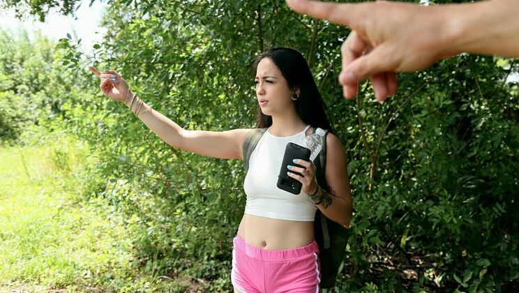 [StrandedTeens] - Duncan Saint Bangs Tattooed Amateur - Duncan Saint - Mi Ha Doan