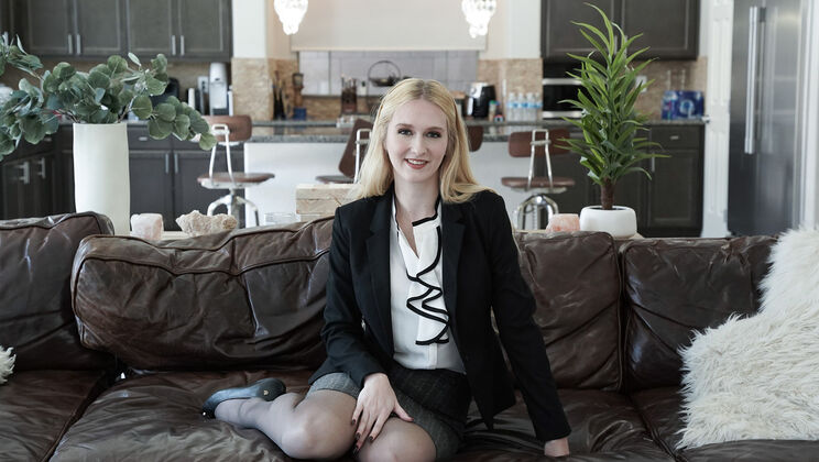 Blindfolded Fun with Audrey