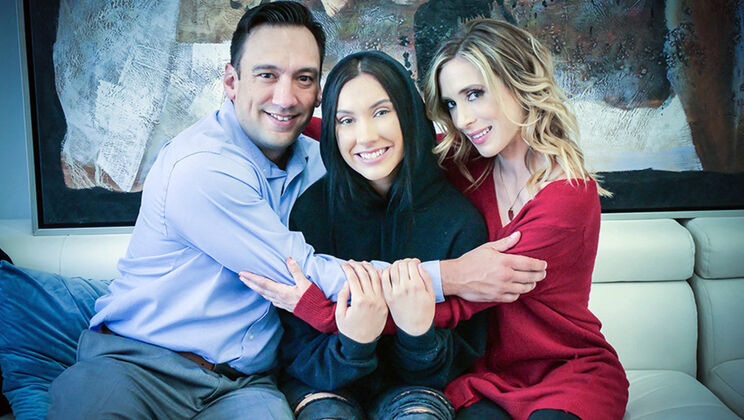 [FosterTapes] - Blonde MILF Creates Intimacy - Aiden Ashley - Bobby Beefcakes - Jazmin Luv