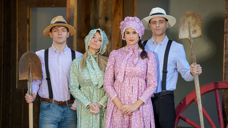 [MomSwap] - Facials and Farmgirls