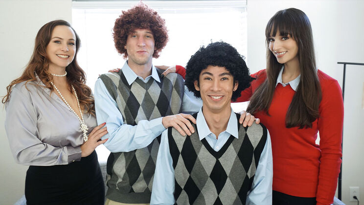 [MomSwap] - PAWG Stepmothers: Unleashing Their Inner Slut - Lexi Luna - Bella Rossi - Cody Carter - David Lee