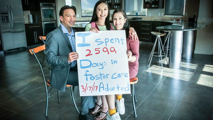 [FosterTapes] - Sneaking Sex With Foster Mom - Bobby Beefcakes - Jazmin Luv