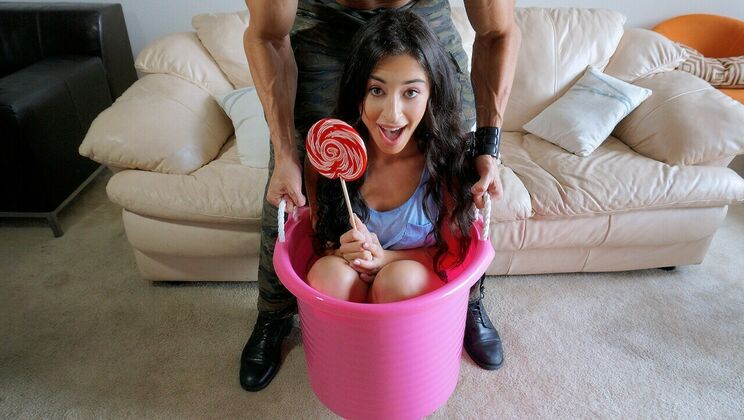 [Don'tBreakMe] - Cameron Canela Fits it in Her Mouth