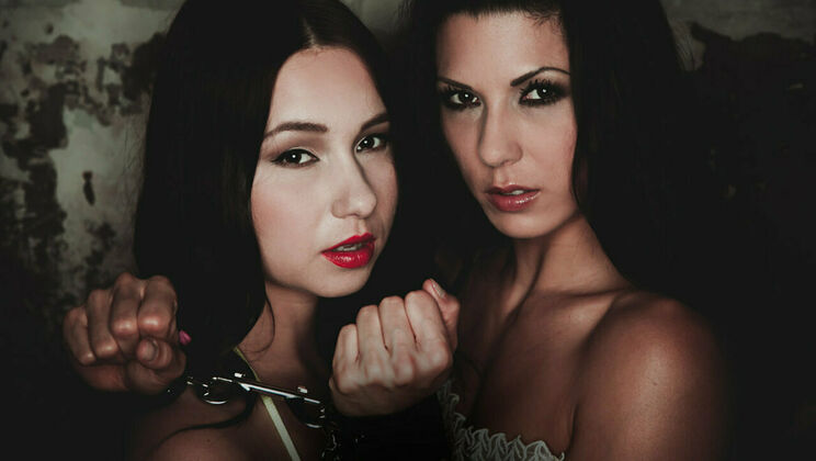 [SexArt] - Fire My Light: Lesbian Desire Unleashed - Taylor Sands - Alexa Tomas