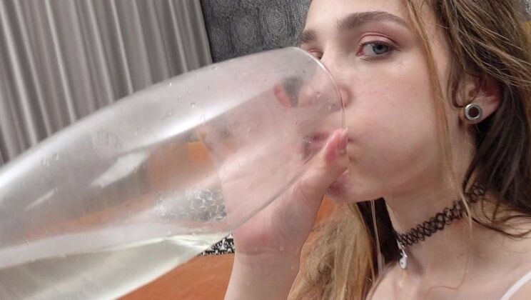 [ErikaKortiStudio] - Two Black Cocks for Teen Ellie Wain's Mouth - Momo - Ellie Wain - Romeo Fist