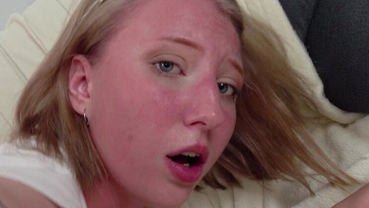 [ErikaKortiStudio] - Anal Newbie Emma Korti Gets Rough