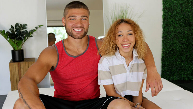 [HotGuysFuck] - Mike Cain Fucks Tiny Teen Rachel Skye - Mike Cain - Rachel Skye