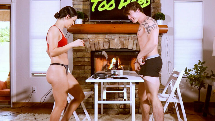 [HotGuysFuck] - Jeremy Barker Meets Sexy Latina Leah Rodriguez - Leah Rodriguez - Jeremy Barker