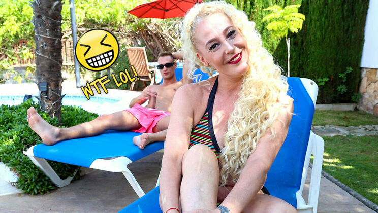 Blonde Bombshell Outdoor Hardcore