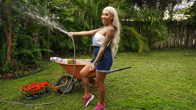 Amateur MILF Gardening