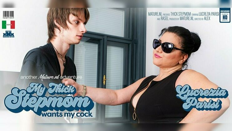 [Mature.nl] - Lucrezia Parisi Fucked by Young Toyboy in Bedroom - Lucrezia Parisi (EU) - Rasel