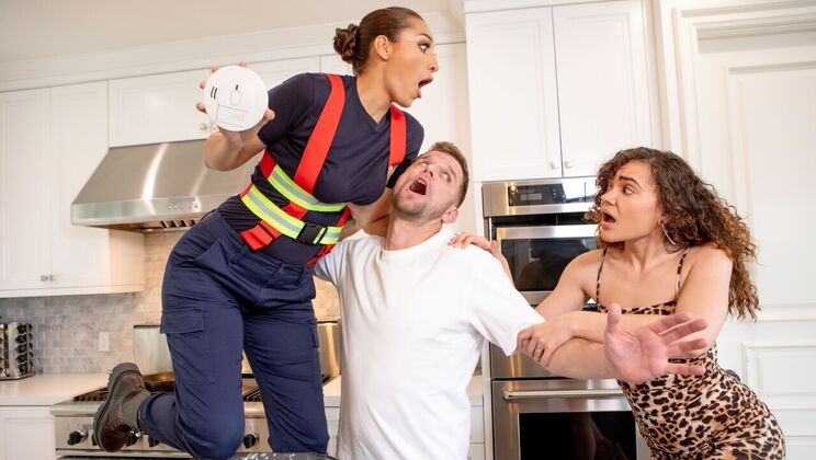 [Brazzers] - Blazing Brunette Bella Rolland - Vince Karter - Bella Rolland