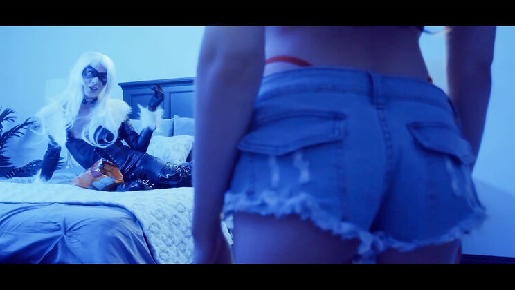 Bagging the Lesbians: Aiden and Lily