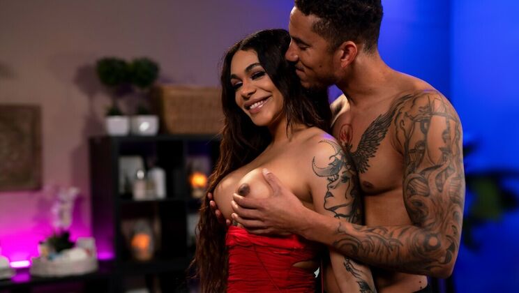 [TransSensual] - TS Massage 6 - Scene 1- Rubbing It Down with Latina Shemale Eva Maxim - Eva Maxim - Axel Greene