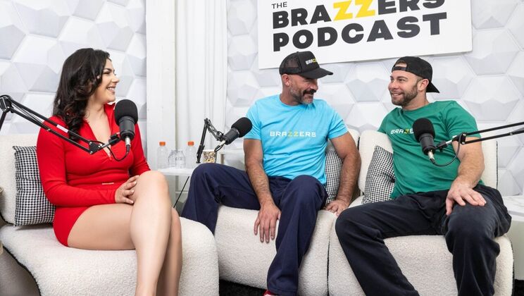 [Brazzers] - Brazzers Podcast Ep 10: Valentina Nappi’s Italian Ass Fingered & Fucked Hard - Charles Dera - Valentina Nappi - Seth Gamble