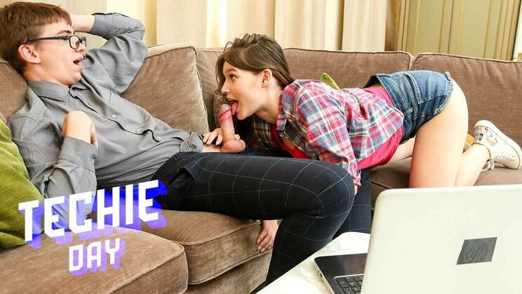 [ClubSweethearts] - European Brunette Babe Janyk Brones Hardcore Cumshot Scene - Fomgosha Haynes - Janyk Brones