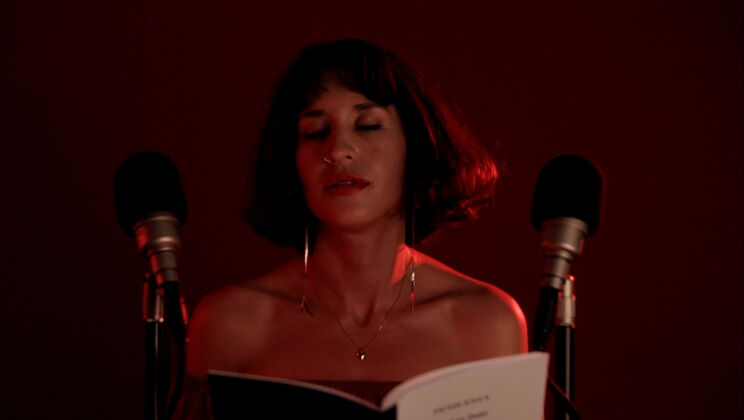 Constantina & Luna R. in Sensual Audio