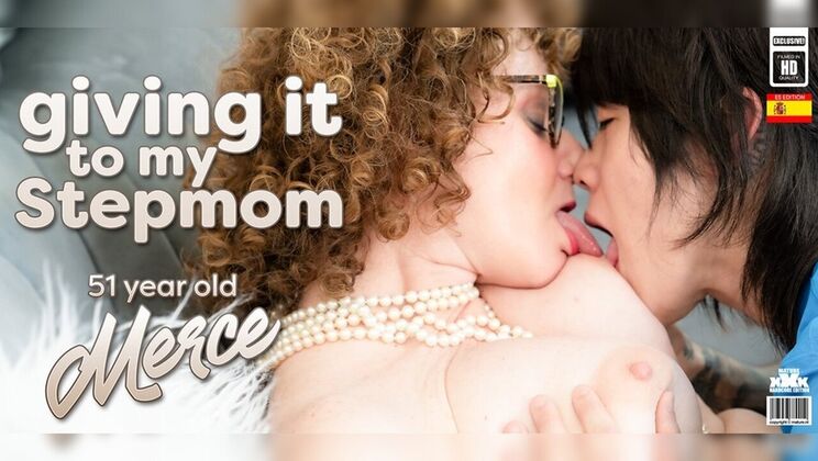 [Mature.nl] - Stunning Blonde Stepmother Merce in Lingerie and High Heels Turns On Her Stepson - Merce (EU) - Koudai