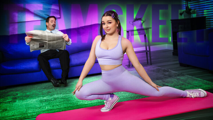 Leana Lovings Swallows Cum After Intense Blowjob