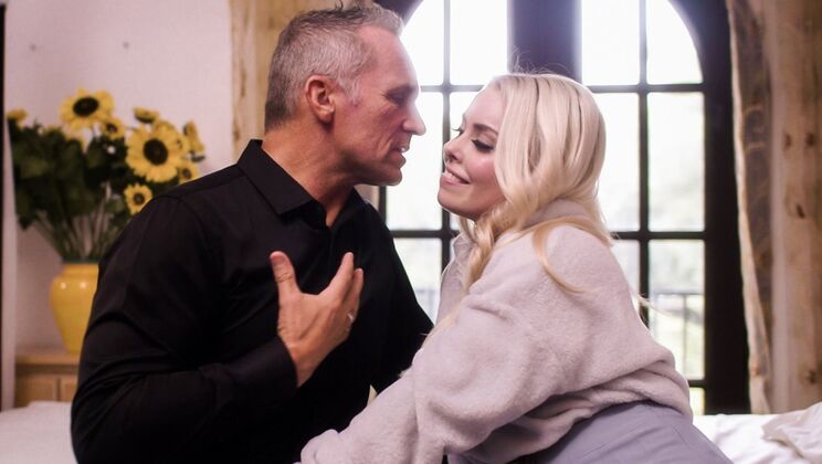 Natural Tits Blonde Gets Cum On Pussy - Marcus London Unleashes