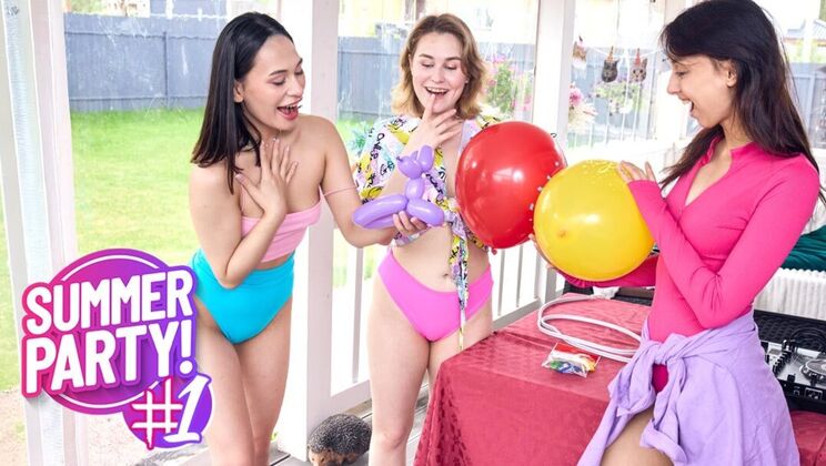 [ClubSweethearts] - European Lesbians in a Steamy Masturbation Scene - Iris Murai - Roxy Muray - Ashly Rabbit