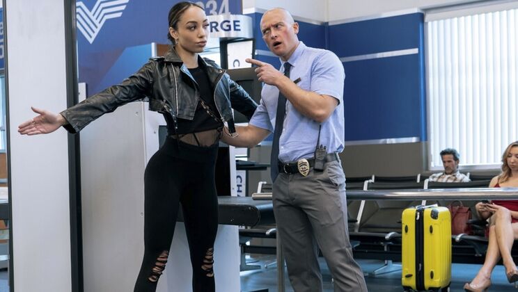 [DigitalPlayground] - Alexis Tae pussy licking and reverse cowgirl riding big cock - Zac Wild - Alexis Tae