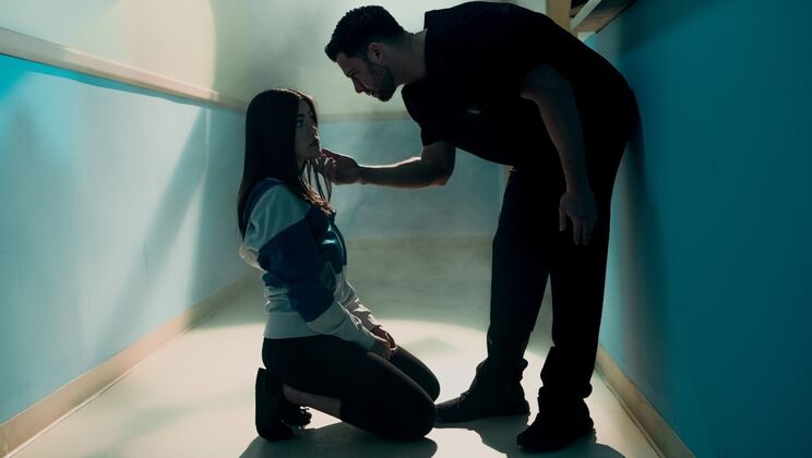 [DigitalPlayground] - Kendra Spade's Medium Tits and Ass on Display - Seth Gamble - Kendra Spade