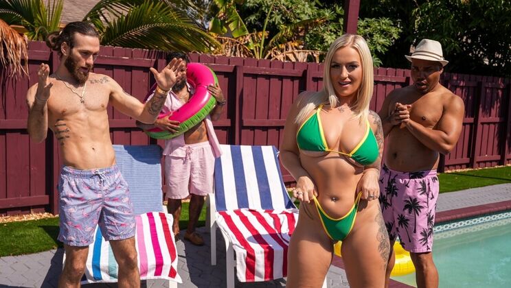 [Dad'sLovePorn] - Elana Bunnz Big Tits Blonde Gets Fucked Hard By Black Stepdad - Elana Bunnz - Todd Jones