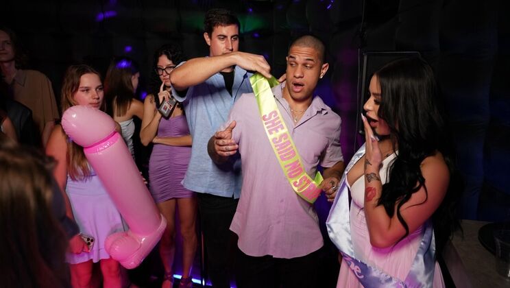 [RKPrime] - Cumshot Clean-Up After Facial on Innie Pussy - Mike Ox - Diamond Franco