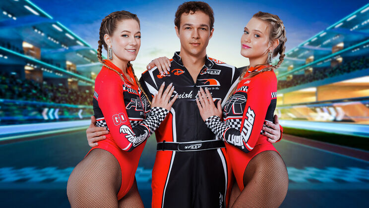 [StepSiblings] - Slim-Thick Blonde Gets Gagging Deepthroat From Supportive Friend - River Lynn - Jayden Marcos - Chloe Rose