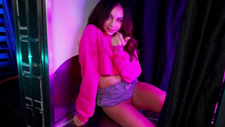 [He'sGotRizz] - Lucas Frost's Underboob and Blowjob - Lucas Frost - June - Katerina Karson