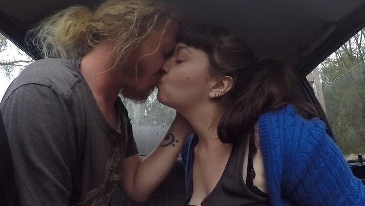 Pickup Artists Blonde and Brunette Give Head