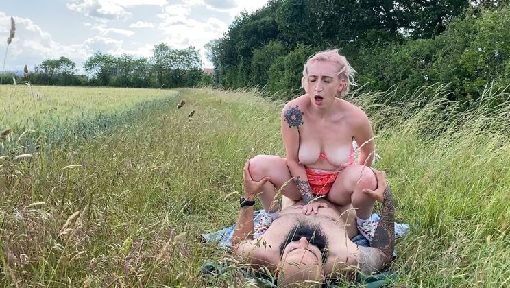 Bonnie & Tommy POV Sex in Nothing Better