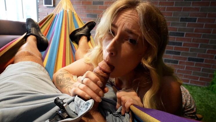 Slim Blonde Stella Elle Takes a Dick Dose and Facial